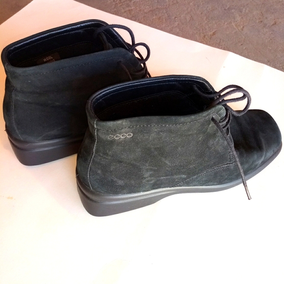 ecco boots size 7